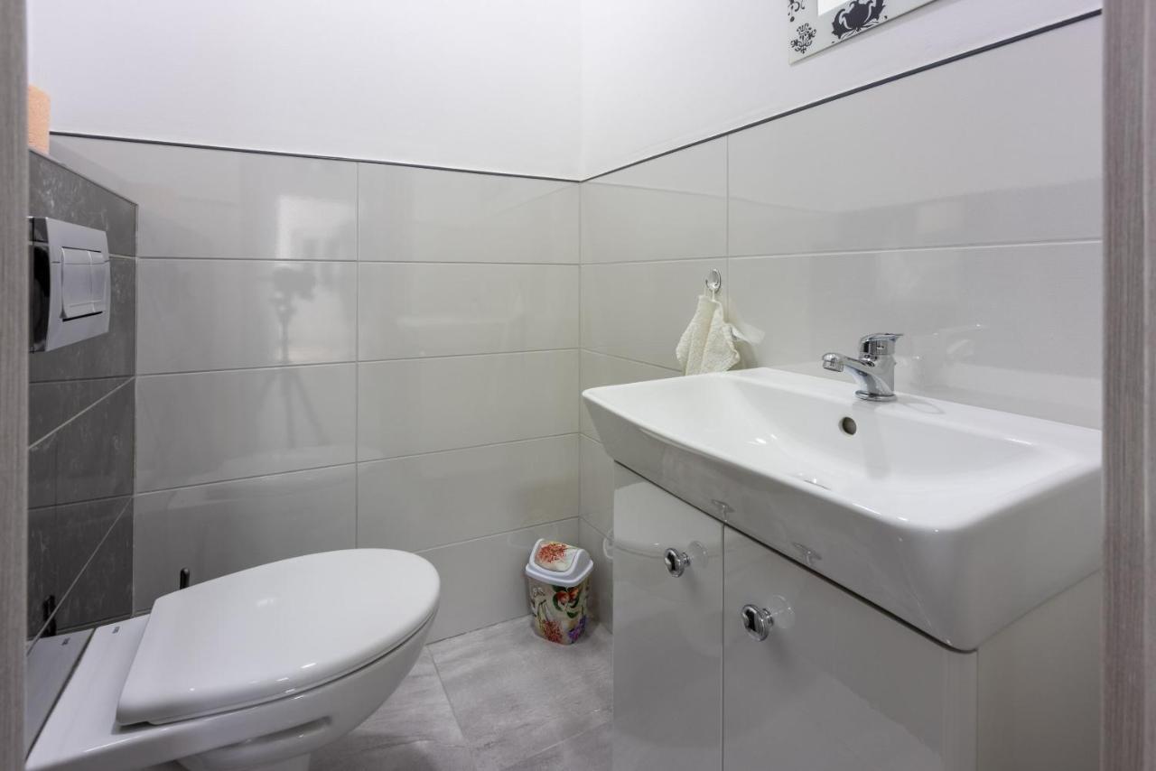 Apartments Ankica Crikvenica Exterior photo