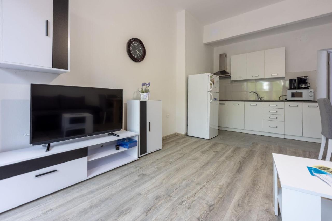 Apartments Ankica Crikvenica Exterior photo